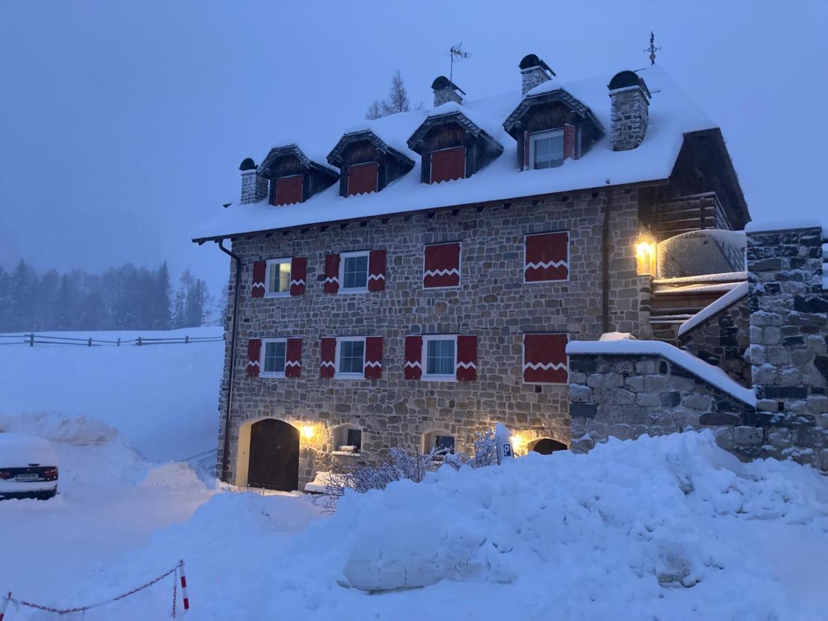 Renoviertes Apartment Mit Terrasse An Der Piste Mit Kostenlosen Wifi กาเรซซา อัล ลาโก ภายนอก รูปภาพ